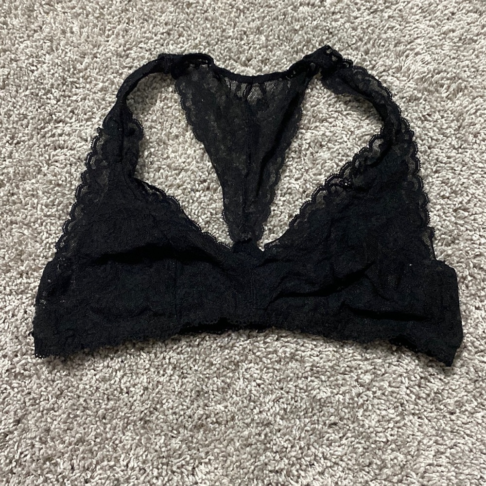 Victoria Secret Bralette. Size L.